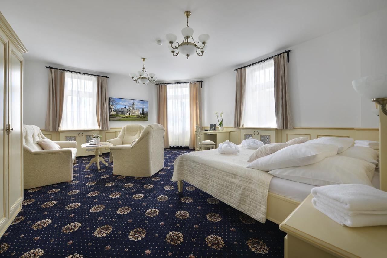 Hluboká nad Vltavou Hotel Podhrad מראה חיצוני תמונה