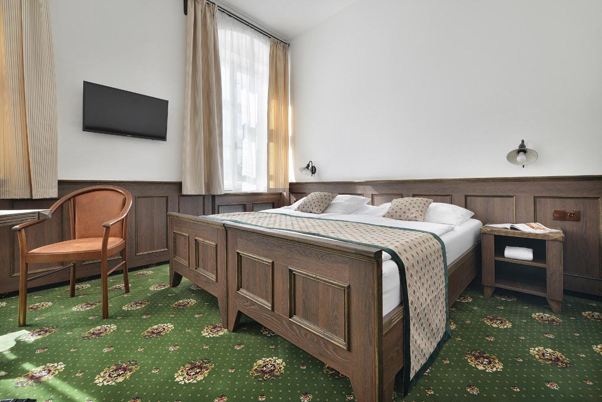 Hluboká nad Vltavou Hotel Podhrad מראה חיצוני תמונה