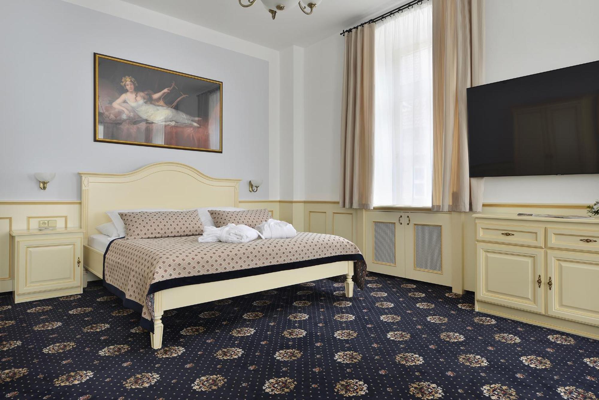 Hluboká nad Vltavou Hotel Podhrad מראה חיצוני תמונה