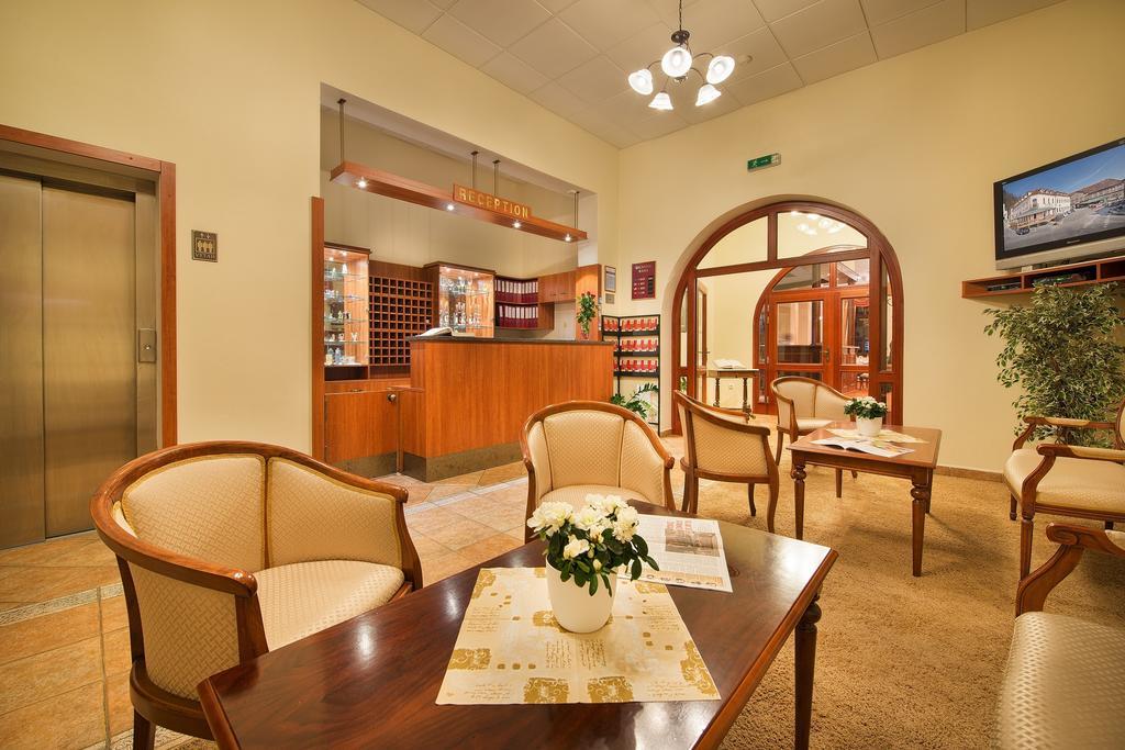 Hluboká nad Vltavou Hotel Podhrad מראה חיצוני תמונה