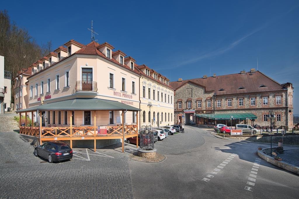 Hluboká nad Vltavou Hotel Podhrad מראה חיצוני תמונה