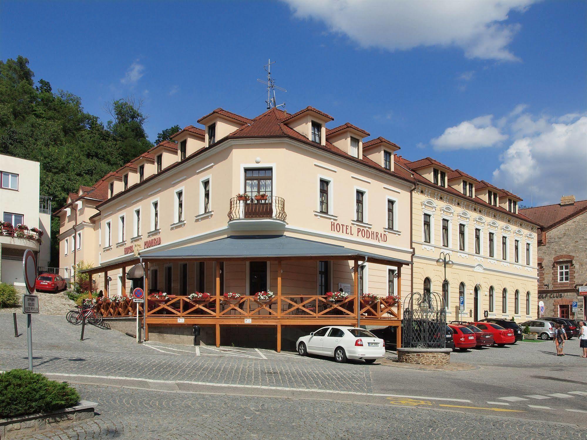 Hluboká nad Vltavou Hotel Podhrad מראה חיצוני תמונה