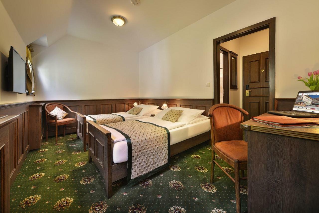 Hluboká nad Vltavou Hotel Podhrad מראה חיצוני תמונה
