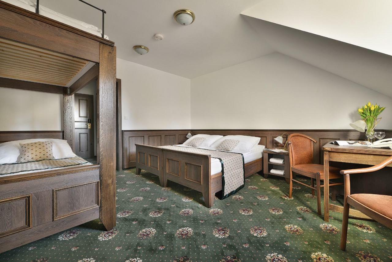Hluboká nad Vltavou Hotel Podhrad מראה חיצוני תמונה